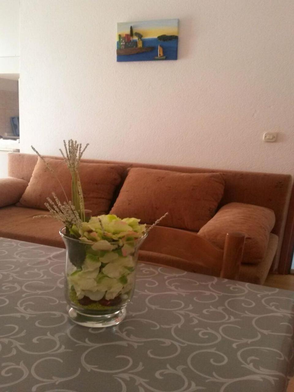 Apartments Mare - 30 M From Pebble Beach Seget Vranjica Exteriör bild