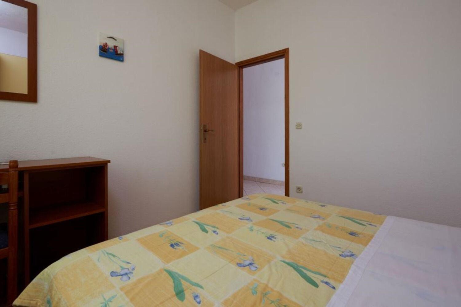 Apartments Mare - 30 M From Pebble Beach Seget Vranjica Exteriör bild