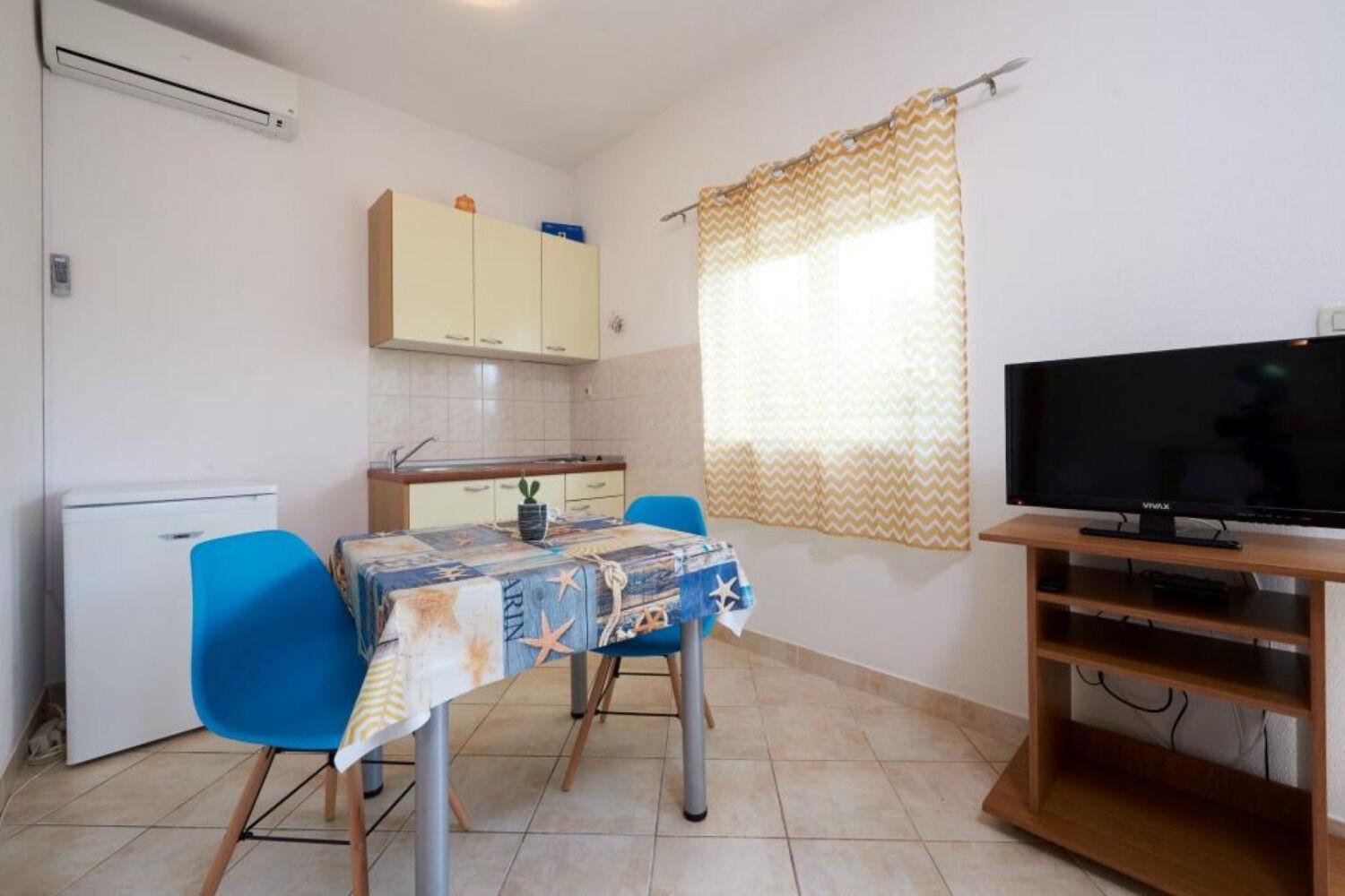 Apartments Mare - 30 M From Pebble Beach Seget Vranjica Exteriör bild