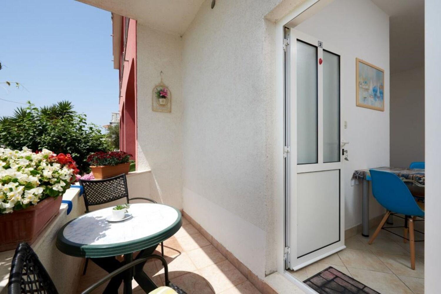 Apartments Mare - 30 M From Pebble Beach Seget Vranjica Exteriör bild