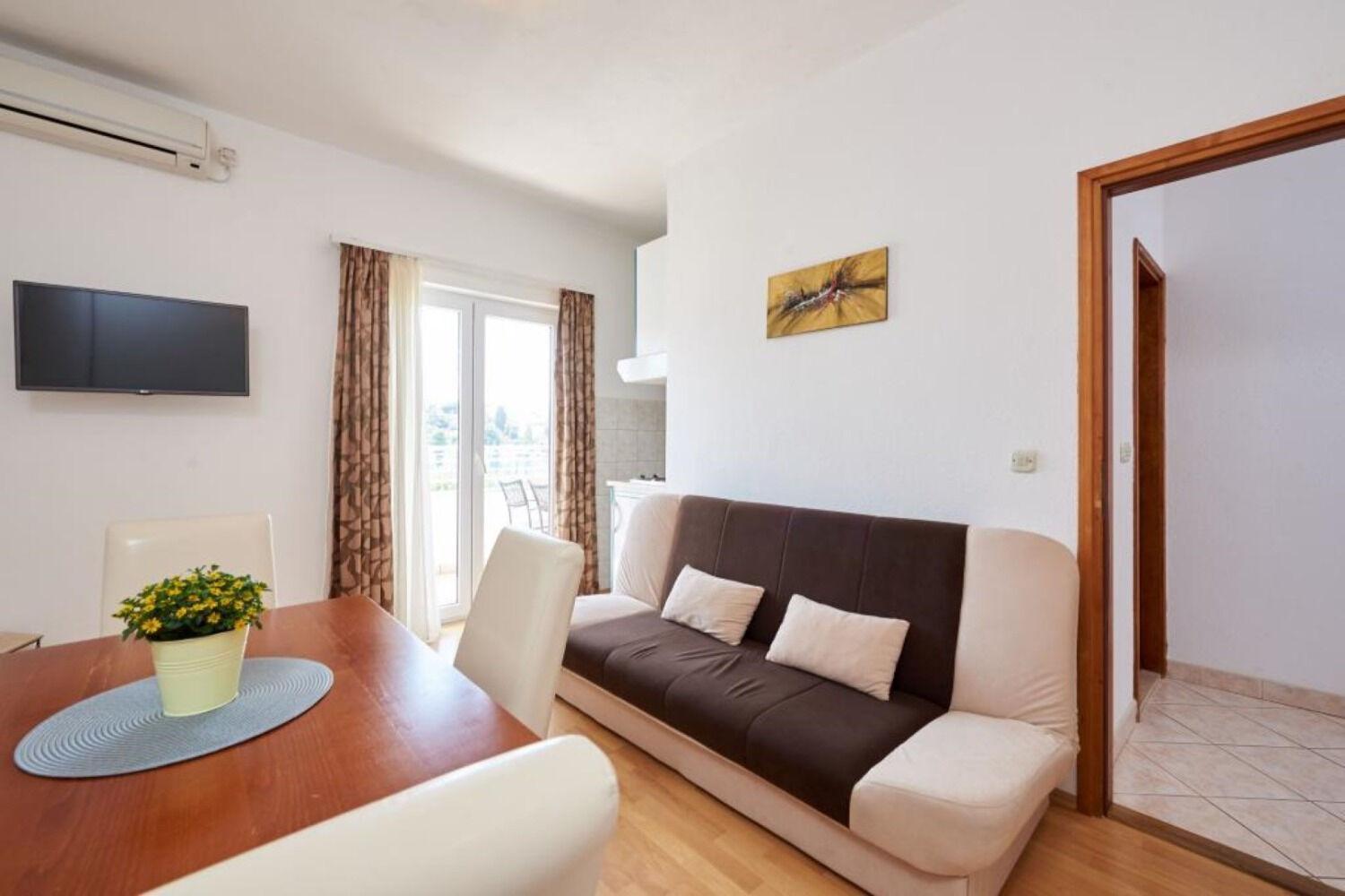 Apartments Mare - 30 M From Pebble Beach Seget Vranjica Exteriör bild