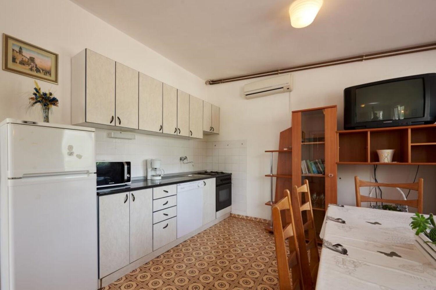 Apartments Mare - 30 M From Pebble Beach Seget Vranjica Exteriör bild