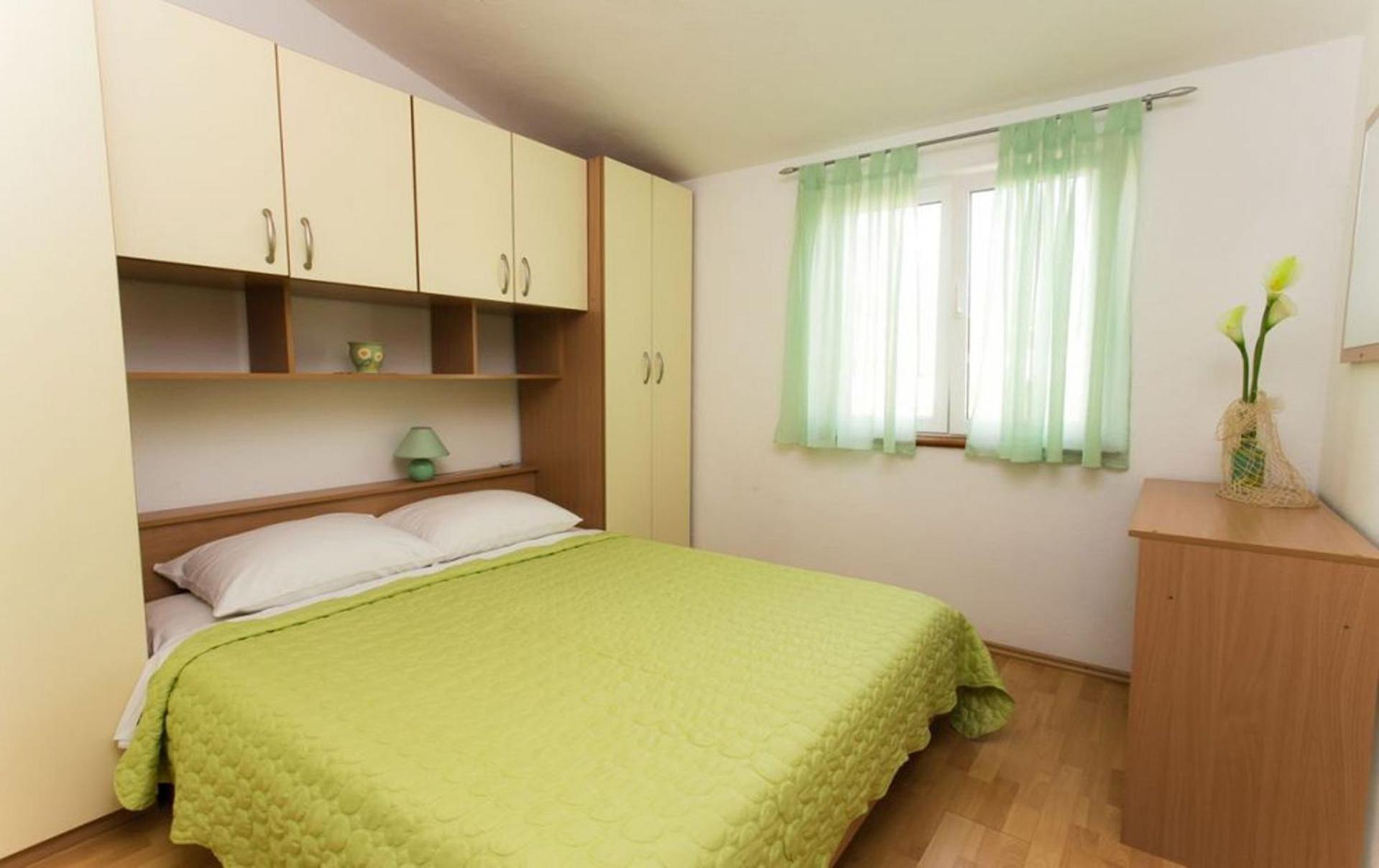 Apartments Mare - 30 M From Pebble Beach Seget Vranjica Exteriör bild