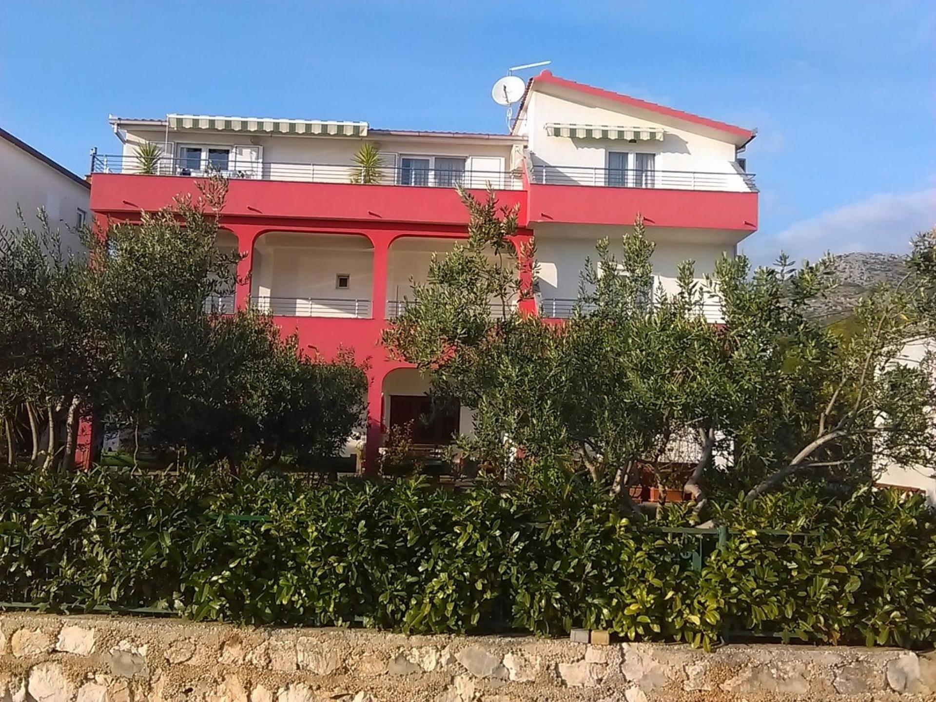 Apartments Mare - 30 M From Pebble Beach Seget Vranjica Exteriör bild